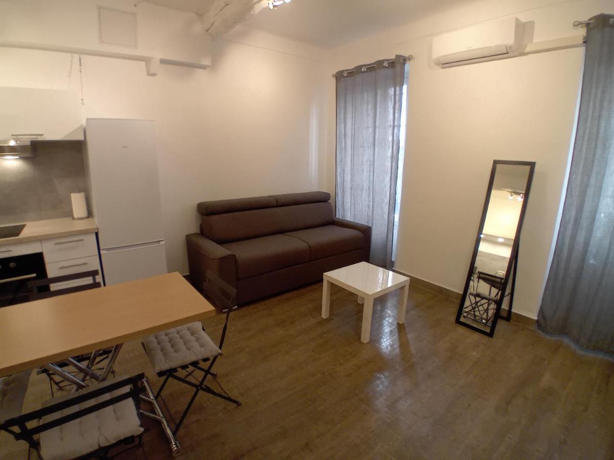 アンティーブ11 Rue Vaubanアパートメント エクステリア 写真